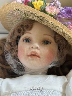 Nouvelle poupée en édition limitée Vntg Pauline Mikayla22 en porcelaine n° 618 sur 950