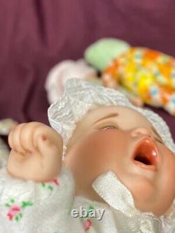 Ooak Bisque Porcelaine Baby Dolls Peint À La Main Caractéristiques Soft Bodies Lot/5 Euc