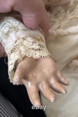 Pansy IV Allemagne Poupée Cheveux Bruns Plus de 20 Pouces Bisque Vintage