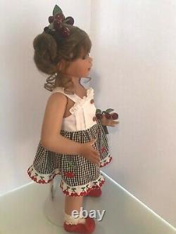 Porcelaine Collector Doll Cherry Kiss Par Danbury Mint