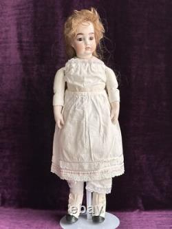 Porcelaine Vintage 19 Repro de Poupée Circulaire à Pois Antique Française Bru par Clara Wade