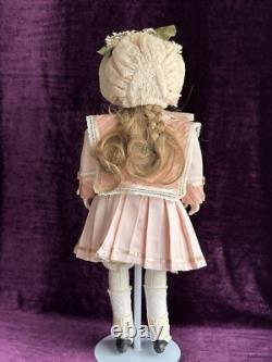 Porcelaine Vintage 19 Repro de Poupée Circulaire à Pois Antique Française Bru par Clara Wade