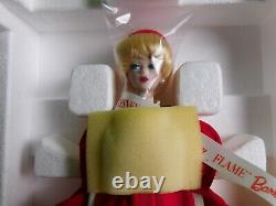 Poupée Barbie blonde de la flamme de soie Disney World Mattel Vintage 1993 en porcelaine dans sa boîte d'origine.
