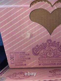 Poupée Cabbage Patch Kids de 1984 en porcelaine, édition limitée n°38 Jessica Louise double estampillée.