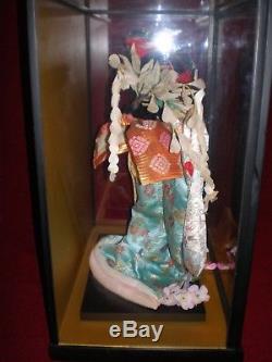 Poupée En Porcelaine Japonaise Vintage Geisha Avec Caisse En Bois Et Verre