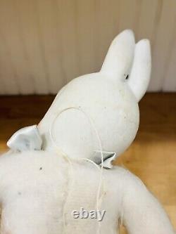 Poupée KEWPIE en porcelaine vintage avec yeux mobiles et tenue en peluche de lapin doux 11