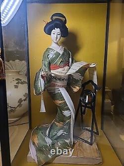 Poupée Maiko Vintage du Japon Oyama avec visage en porcelaine, yeux en verre dans une vitrine de 21 pouces