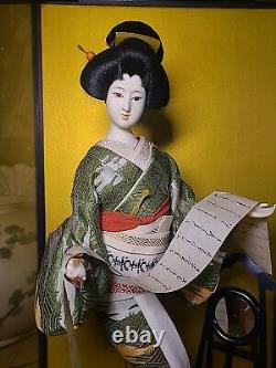 Poupée Maiko Vintage du Japon Oyama avec visage en porcelaine, yeux en verre dans une vitrine de 21 pouces