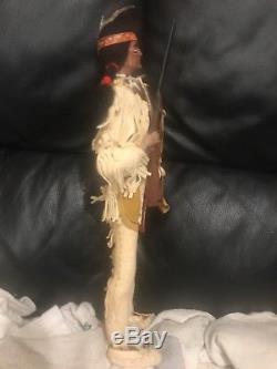 Poupée Masculine Amérindienne Vintage Algonquin Tribe