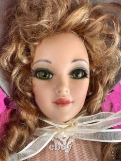 Poupée Vintage ALBERON Collection Christopher Paul 20.5 Dame Victorienne & Parasol