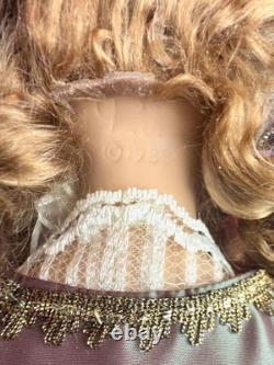 Poupée Vintage ALBERON Collection Christopher Paul 20.5 Dame Victorienne & Parasol