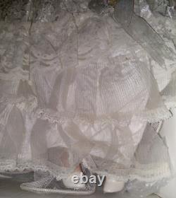 Poupée Vintage Ashley Belle Grande 40 Pouces Porcelaine Avec Parapluie. Fine Bisque Avec Boîte