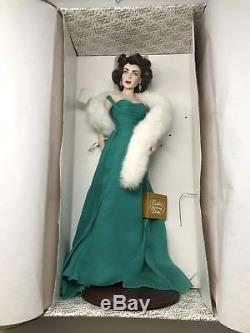 Poupée Vintage En Porcelaine Elizabeth Taylor Avec Collectionneurs De Collection Franklin