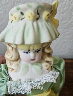 Poupée allemande ancienne/vintage en porcelaine avec tête sur épaules de Chine 15