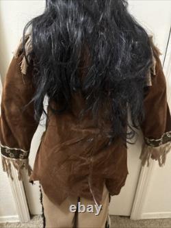 Poupée amérindienne en porcelaine vintage de 4 pieds avec une maison pour canard, héritage numéroté en édition limitée