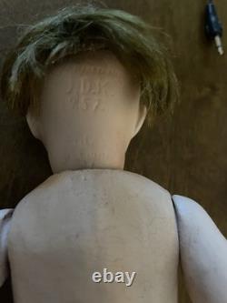 Poupée ancienne JD Kestner 257 9 bébé dans une chaise haute