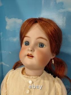 Poupée ancienne à tête en biscuit R. Simon & Halbig, 25 K Star, robe ancienne