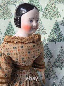 Poupée ancienne allemande à tête en porcelaine de Chine de 22 pouces de hauteur