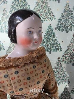 Poupée ancienne allemande à tête en porcelaine de Chine de 22 pouces de hauteur