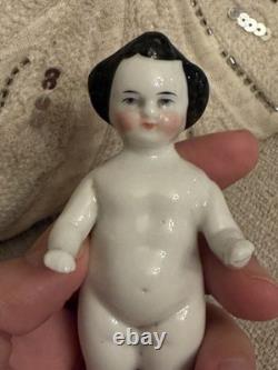Poupée ancienne en porcelaine Frozen Charlie de 4,25 pouces, bottes orange, époque de la guerre de Sécession, vers les années 1860