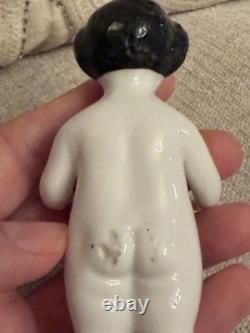 Poupée ancienne en porcelaine Frozen Charlie de 4,25 pouces, bottes orange, époque de la guerre de Sécession, vers les années 1860