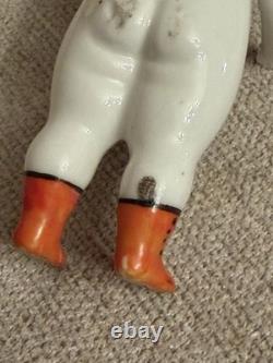 Poupée ancienne en porcelaine Frozen Charlie de 4,25 pouces, bottes orange, époque de la guerre de Sécession, vers les années 1860