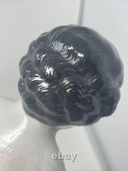 Poupée ancienne en porcelaine Kling avec tête en porcelaine de Chine, cheveux noirs, corps en tissu n°189.
