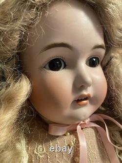 Poupée antique Kestner de 28 pouces magnifique