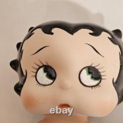 Poupée articulée en céramique porcelaine vintage Betty Boop en excellent état. Collectionneur.