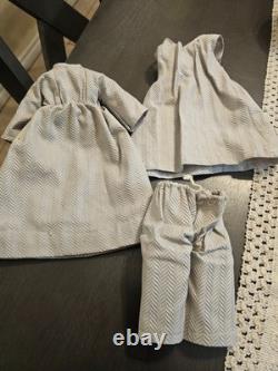 Poupée chinoise antique 12,5 (excellente) avec tenue complète, tête et membres en porcelaine