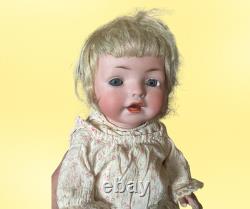 Poupée d'enfant Heubach vintage 12 pouces tête en porcelaine corps en composition entièrement articulé