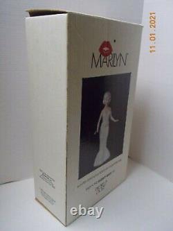 Poupée du monde en porcelaine MARILYN MONROE vintage des années 1980 16,5 w / robe à sequins et boîte