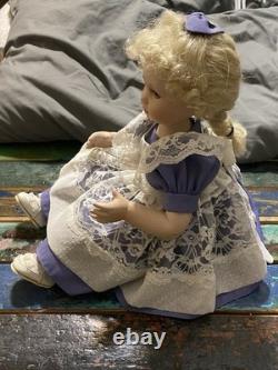 Poupée en Porcelaine Marie Osmund 1999 00893/25000 Avec Yeux Violets Vintage Étrange