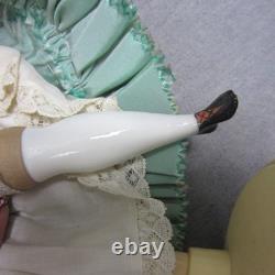 Poupée en biscuit à tête solide en dôme antique Bredermeir 12 LIRE Fissure de cheveux