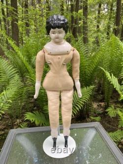 Poupée en porcelaine 21 têtes épaules en fine china bras et jambes cheveux noirs allemands