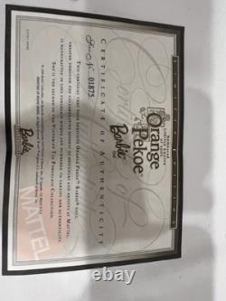 Poupée en porcelaine Barbie Orange Pekoe par Mattel - Vintage 1999 NEUF 25507