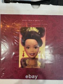 Poupée en porcelaine Barbie Vintage Holiday Ball 1997 Mattel 18326