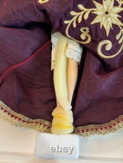 Poupée en porcelaine Barbie Vintage Holiday Ball 1997 Mattel 18326