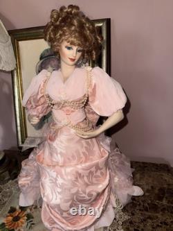 Poupée en porcelaine FHD FRANKLIN MINT vintage de 19 pouces