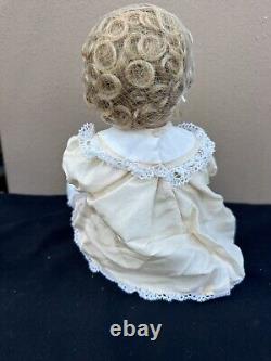 Poupée en porcelaine Little Miss Shirley Temple de Danbury VTG avec yeux verts (uranium) rare