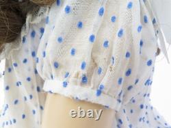 Poupée en porcelaine Vintage BRU-JNE #13 28 cheveux bruns yeux bleus