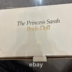 Poupée en porcelaine Vintage Danbury Mint Princesse Sarah Mariée
