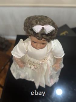 Poupée en porcelaine Virginia Turner rare vintage 1998 30 # 45/300 1-20-1999