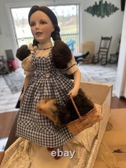 Poupée en porcelaine Vtg. Franklin Heirloom Dorthy et Toto avec support, boîte d'origine