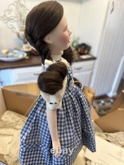 Poupée en porcelaine Vtg. Franklin Heirloom Dorthy et Toto avec support, boîte d'origine