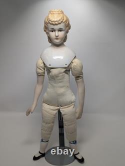 Poupée en porcelaine allemande antique (années 1840-1890) coiffure rare, blonde moulée