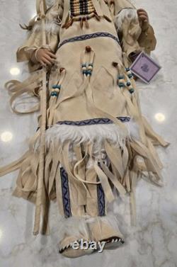 Poupée en porcelaine amérindienne vintage de 29 pouces, collection de poupées Kinnex, édition limitée