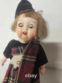 Poupée en porcelaine ancienne allemande de 9 pouces, garçon écossais, avec yeux ouverts et fermés et dents