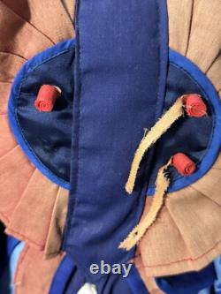 Poupée en porcelaine chinoise vintage