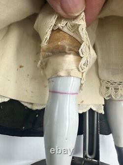 Poupée en porcelaine de Mary Todd Lincoln avec vêtements en soie et sciure 15 fin du 19ème siècle